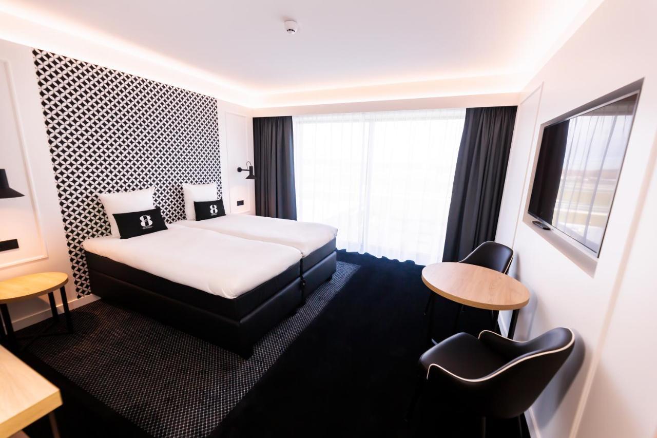 Gr8 Hotel